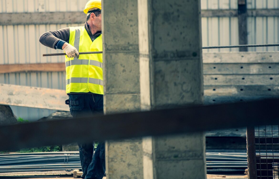 Créer une entreprise dans le bâtiment : les démarches spécifiques